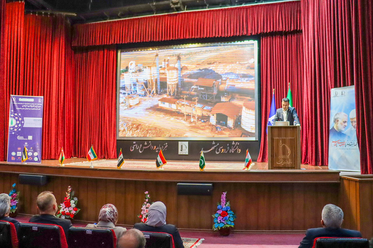 https://www.ata-metal.ir/سخنرانی-جناب-آقای-مهندس-عابدی-مدیر-عالی-هلدینگ-عطامتال-در-دومین-سمپوزیوم-منطقه-ای-نوآوری-در-علم-و-فناوری